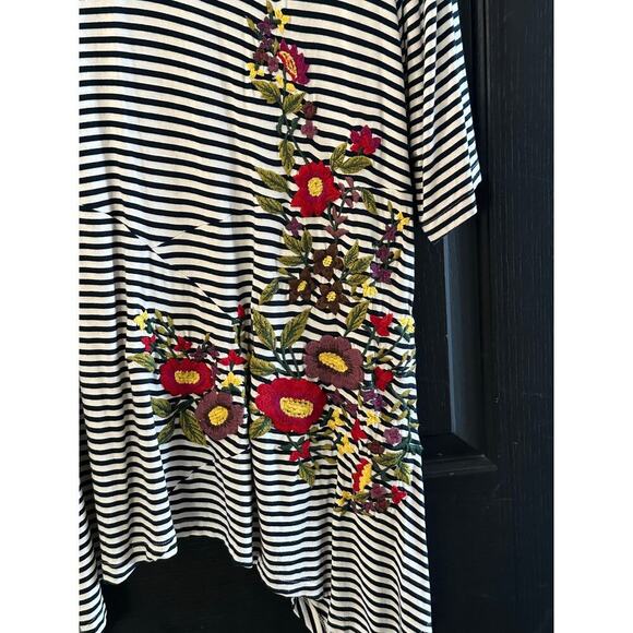 Caite White & Black Striped Floral Embroidery Tunic Mini Dress Size 2X - Picture 4 of 4